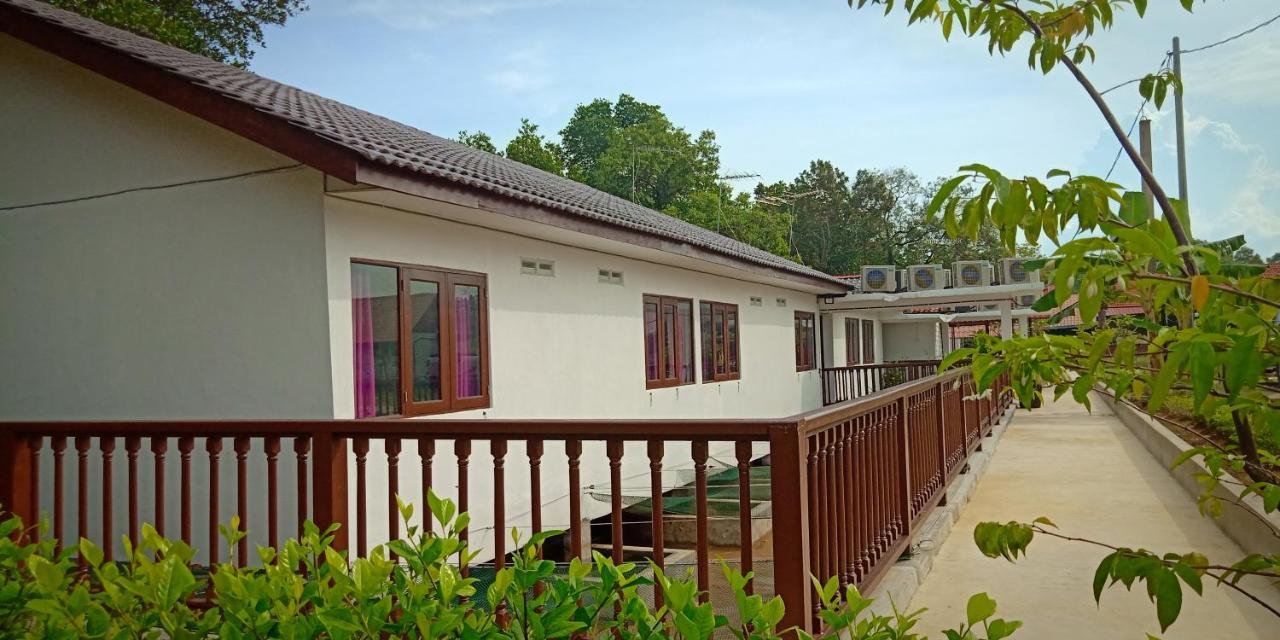 Noor Arfa River Chalet Kuala Terengganu Eksteriør billede